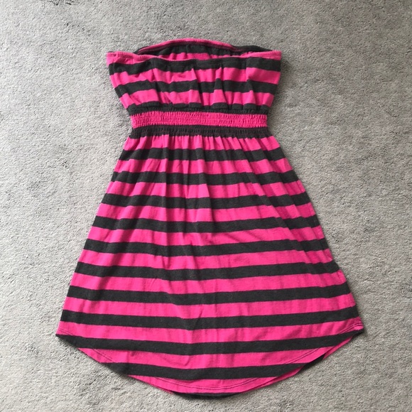 ✨ Summer Dress ✨ - Picture 2 of 4